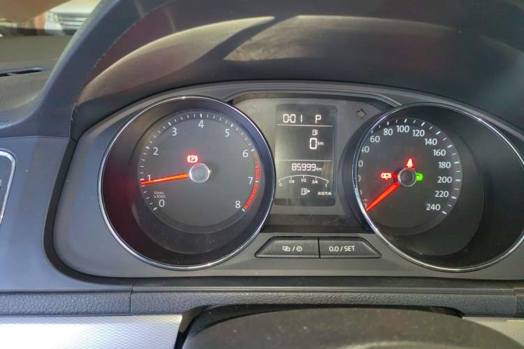 Used Volkswagen Gran Lavida 2017 230TSI DSG Comfort Edition Instrument Cluster