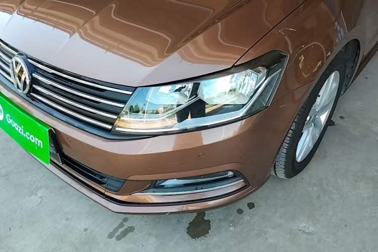 Used Volkswagen Gran Lavida 2017 180TSI DSG Comfort Edition Left Front Headlight