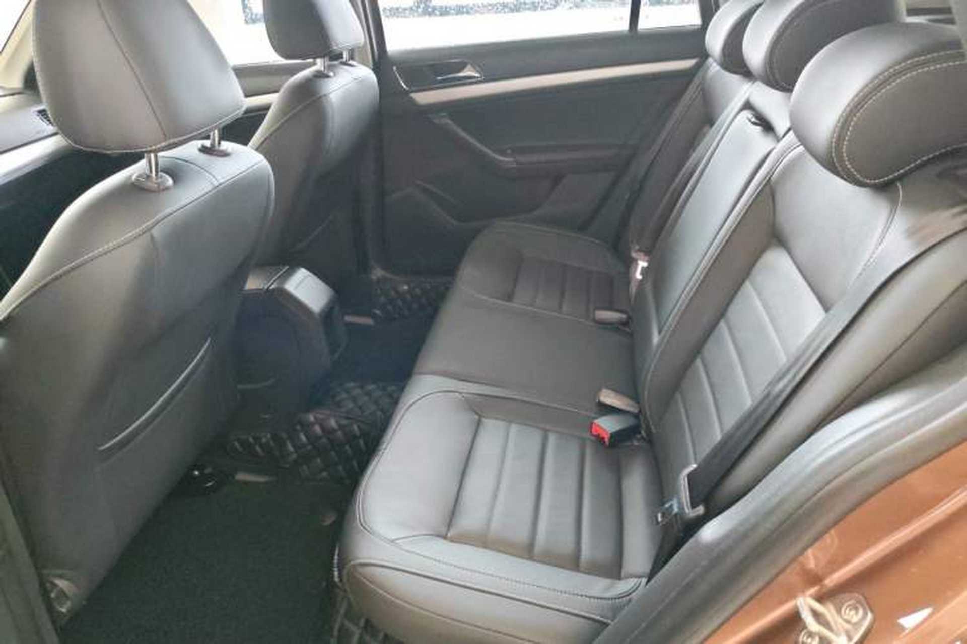 Used Volkswagen Gran Lavida 2017 180TSI DSG Comfort Edition Left Rear Seat