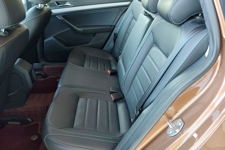 Used Volkswagen Gran Lavida 2017 180TSI DSG Comfort Edition Left Rear Seat