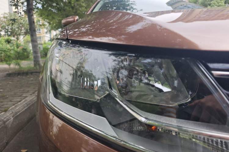 Used Volkswagen Gran Lavida 2017 180TSI DSG Comfort Edition Right Front Headlight