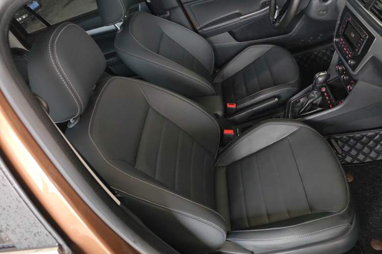 Used Volkswagen Gran Lavida 2017 180TSI DSG Comfort Edition Right Front Seat