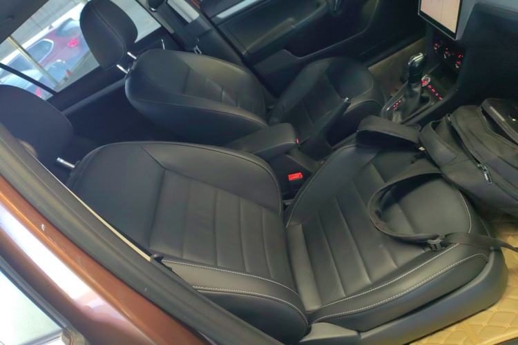 Used Volkswagen Gran Lavida 2017 230TSI DSG Comfort Edition Right Front Seat
