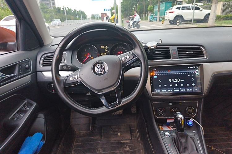 Used Volkswagen Gran Lavida 2017 180TSI DSG Comfort Edition Steering Wheel