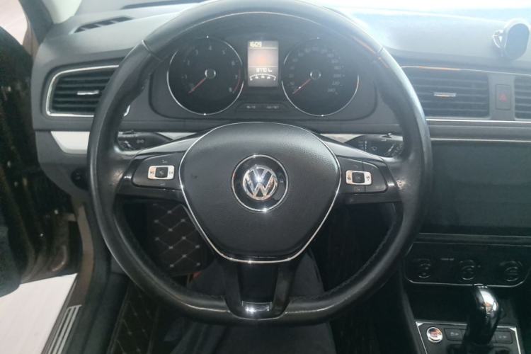 Used Volkswagen Gran Lavida 2017 180TSI DSG Comfort Edition Steering Wheel