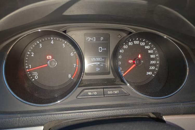 Used Volkswagen Gran Lavida 2017 230TSI DSG Comfort Edition Odometer Close Up