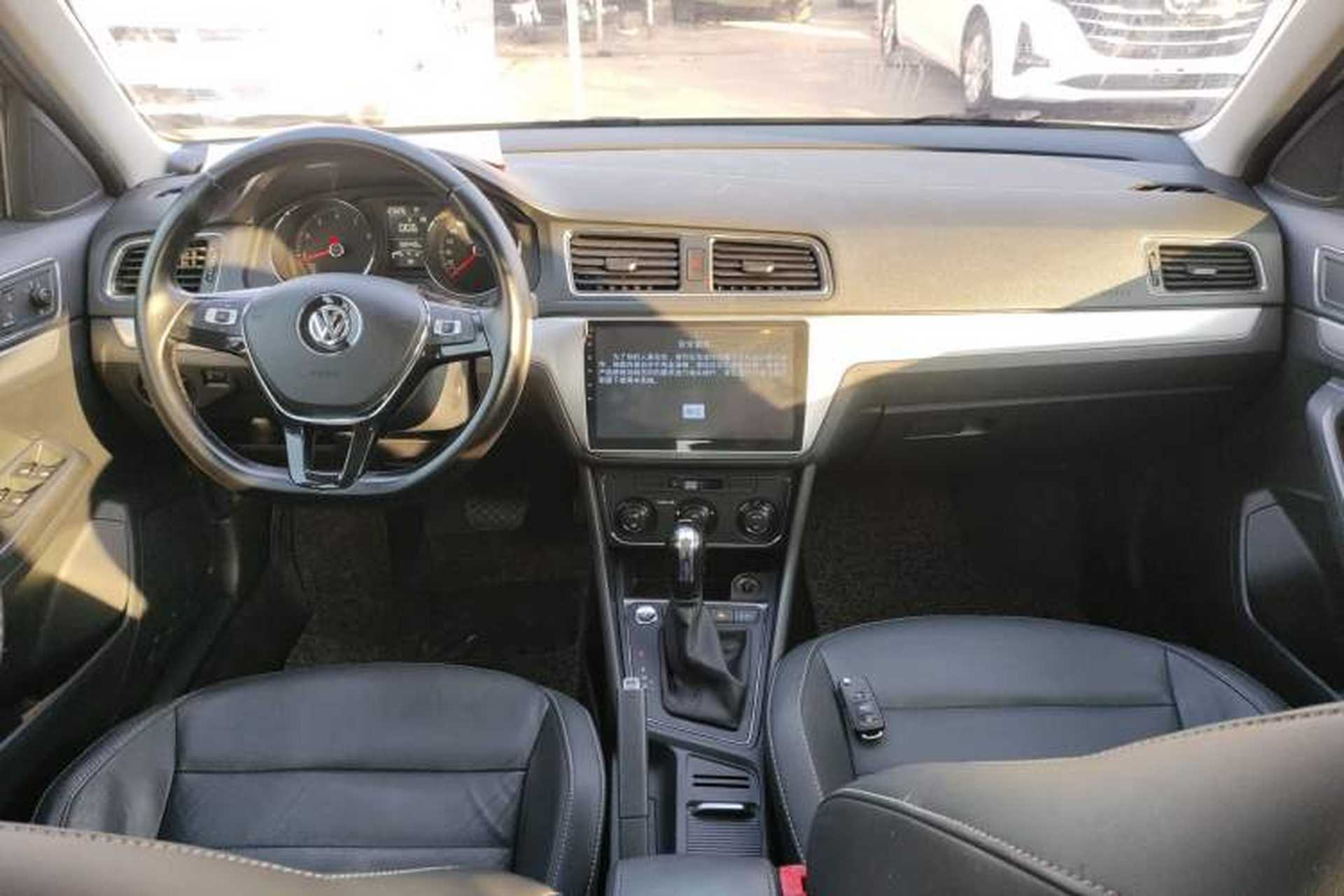 Used Volkswagen Gran Lavida 2017 230TSI DSG Comfort Edition Center Console