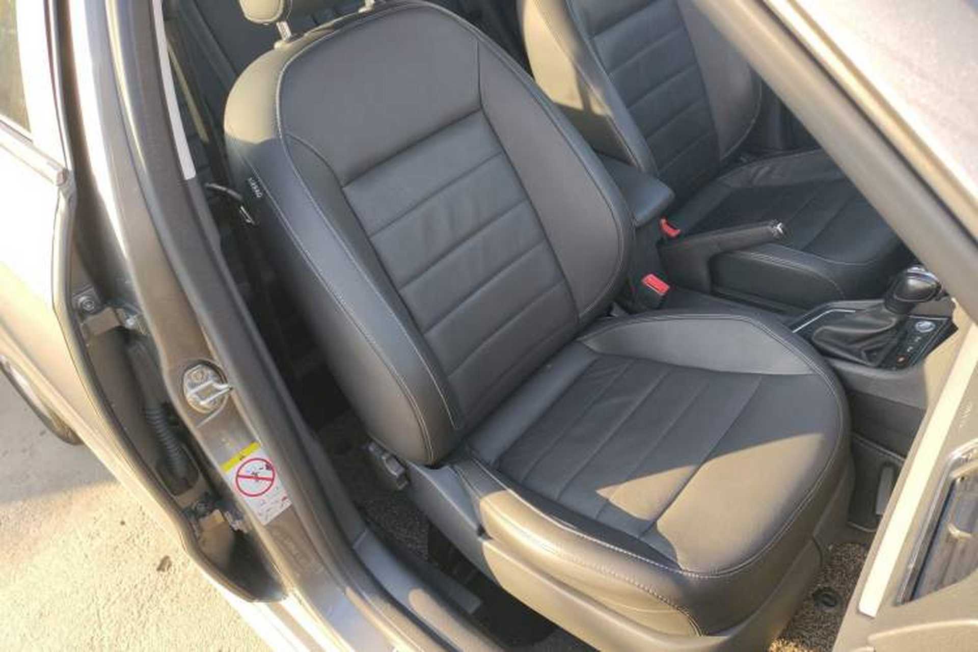 Used Volkswagen Gran Lavida 2017 230TSI DSG Comfort Edition Right Front Seat