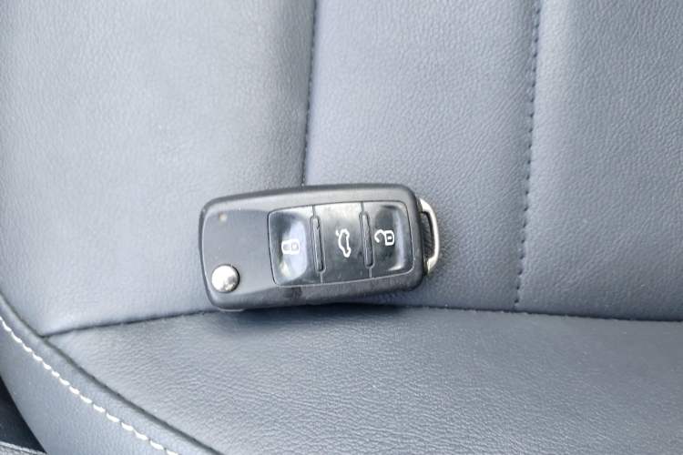 Used Volkswagen Gran Lavida 2017 230TSI DSG Comfort Edition Vehicle Key