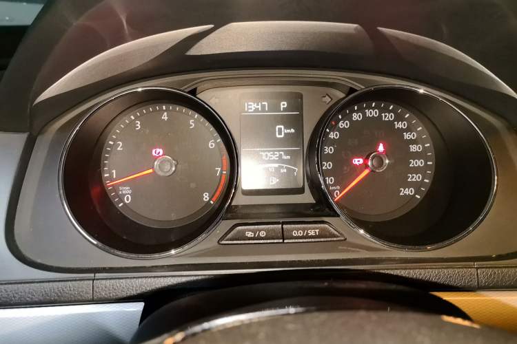 Used Volkswagen Gran Lavida 2017 180TSI DSG Comfort Edition Instrument Cluster
