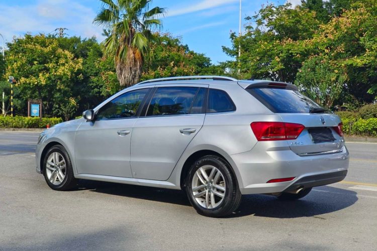 Used Volkswagen Gran Lavida 2017 180TSI DSG Comfort Edition Exterior 3