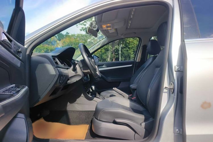 Used Volkswagen Gran Lavida 2017 180TSI DSG Comfort Edition Interior 2