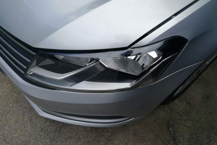 Used Volkswagen Gran Lavida 2017 180TSI DSG Comfort Edition Left Front Headlight