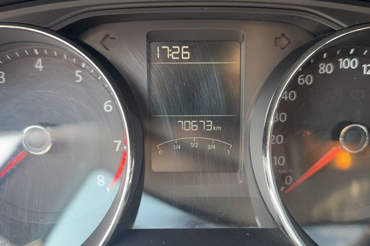 Used Volkswagen Gran Lavida 2017 180TSI DSG Comfort Edition Odometer Close Up