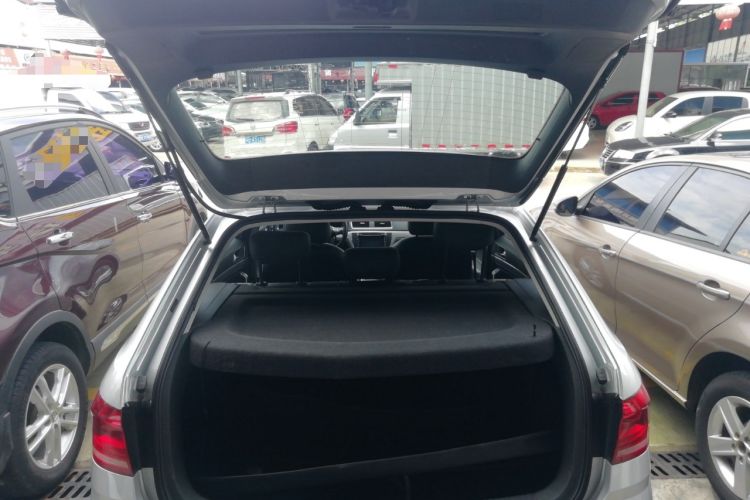 Used Volkswagen Gran Lavida 2017 180TSI DSG Comfort Edition Trunk