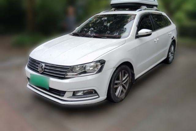 Volkswagen Gran Lavida 2017 230TSI DSG Comfort Edition usata