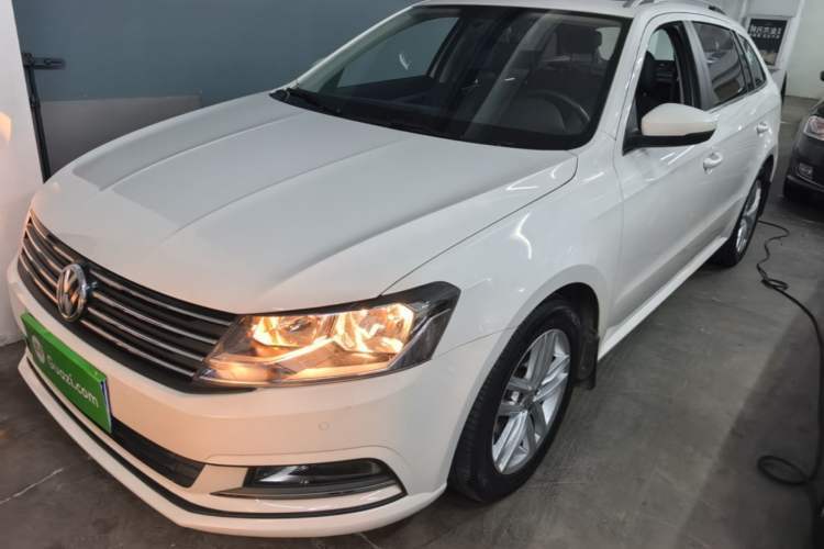 Used Volkswagen Gran Lavida 2017 230TSI DSG Comfort Edition Guazi used car, China used car export, Used car for sale, Used cars, Cheapest cars for sale