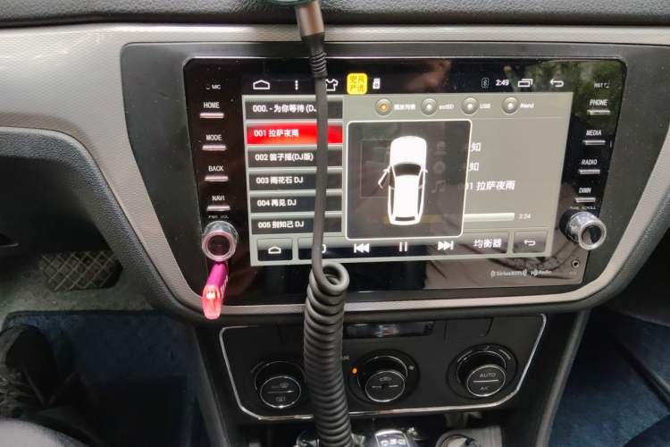 Used Volkswagen Gran Lavida 2017 230TSI DSG Comfort Edition Audio And AC Panel