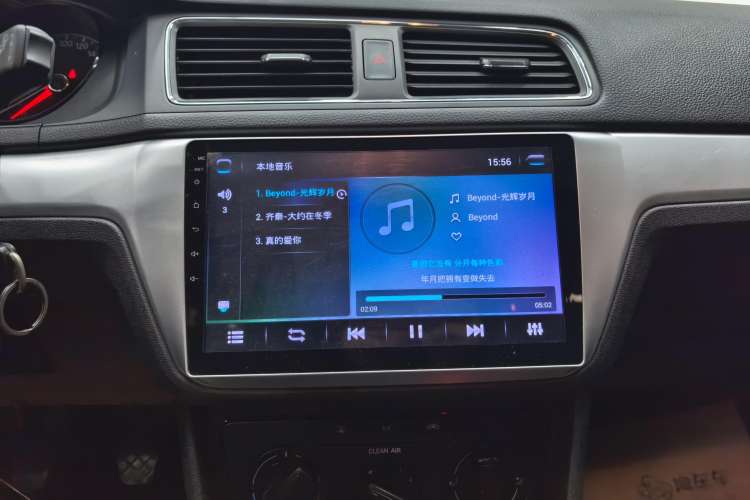 Used Volkswagen Gran Lavida 2017 1.6L Manual Fashion Edition Audio And AC Panel