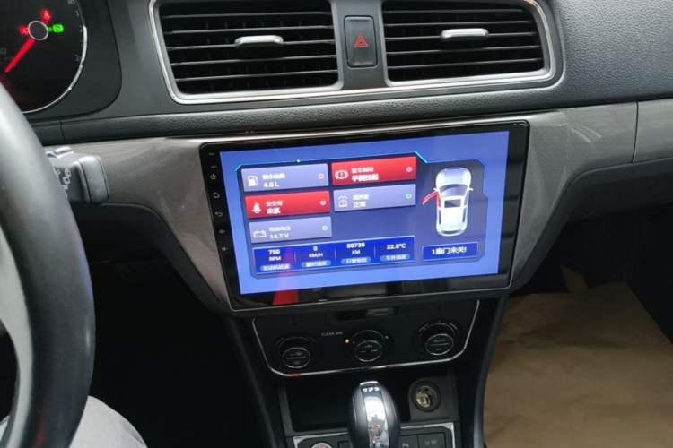 Used Volkswagen Gran Lavida 2017 230TSI DSG Comfort Edition Audio And AC Panel