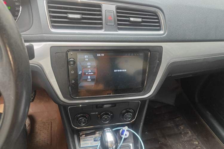 Used Volkswagen Gran Lavida 2017 180TSI DSG Comfort Edition Audio And AC Panel