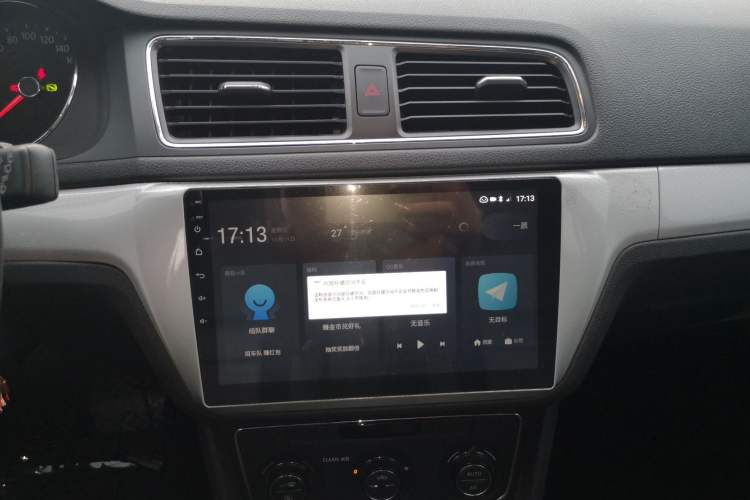 Used Volkswagen Gran Lavida 2017 230TSI DSG Comfort Edition Audio And AC Panel