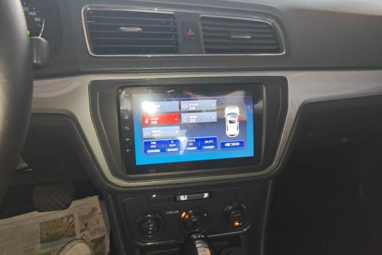 Used Volkswagen Gran Lavida 2017 230TSI DSG Comfort Edition Audio And AC Panel