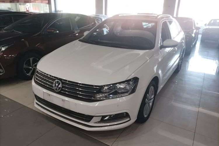 Used Volkswagen Gran Lavida 2017 180TSI DSG Comfort Edition Guazi used car, China used car export, Used car for sale, Used  cars, Cheapest cars for sale
