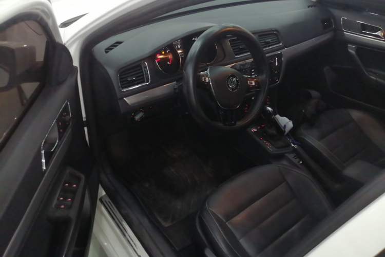 Used Volkswagen Gran Lavida 2017 230TSI DSG Comfort Edition Driver Seat