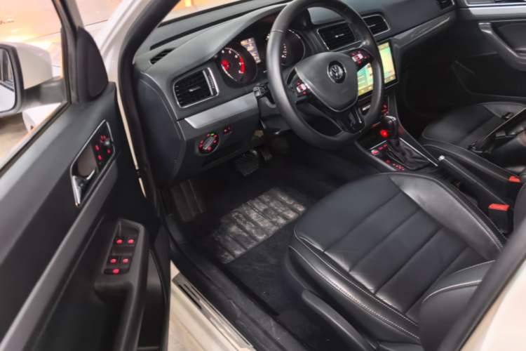 Used Volkswagen Gran Lavida 2017 230TSI DSG Comfort Edition Driver Seat