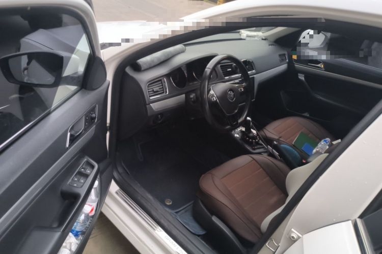 Used Volkswagen Gran Lavida 2017 180TSI DSG Comfort Edition Driver Seat
