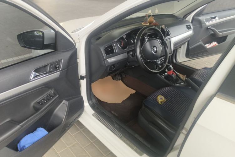 Used Volkswagen Gran Lavida 2017 180TSI DSG Comfort Edition Driver Seat
