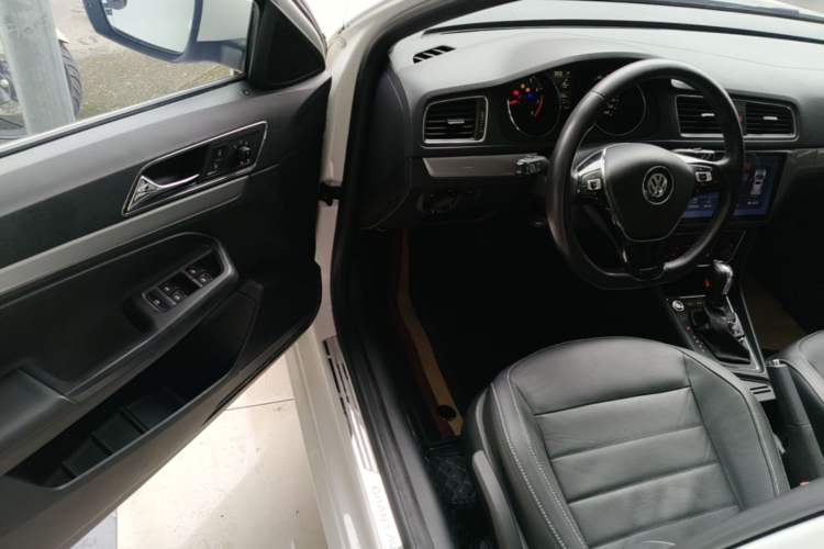 Used Volkswagen Gran Lavida 2017 230TSI DSG Comfort Edition Driver Seat