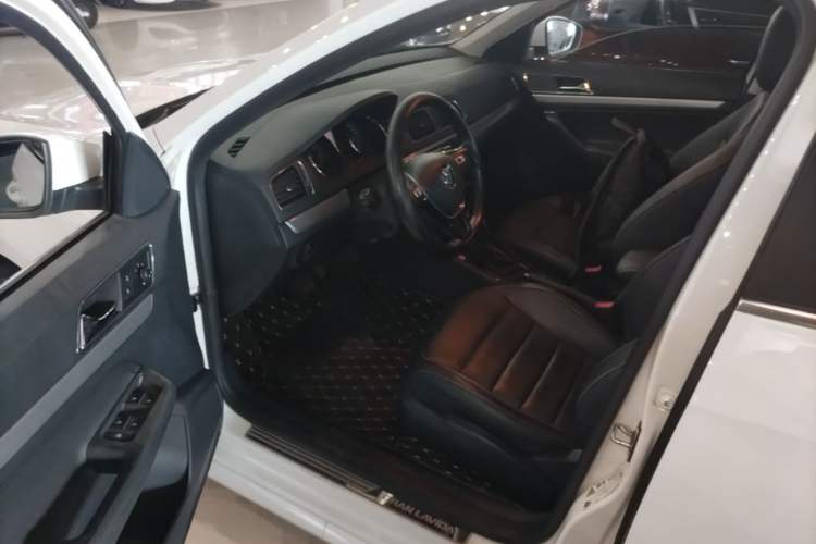 Used Volkswagen Gran Lavida 2017 180TSI DSG Comfort Edition Driver Seat