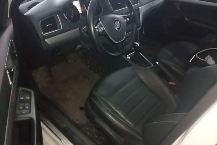 Used Volkswagen Gran Lavida 2017 180TSI DSG Comfort Edition Driver Seat