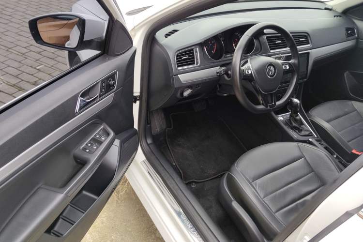 Used Volkswagen Gran Lavida 2017 230TSI DSG Comfort Edition Driver Seat