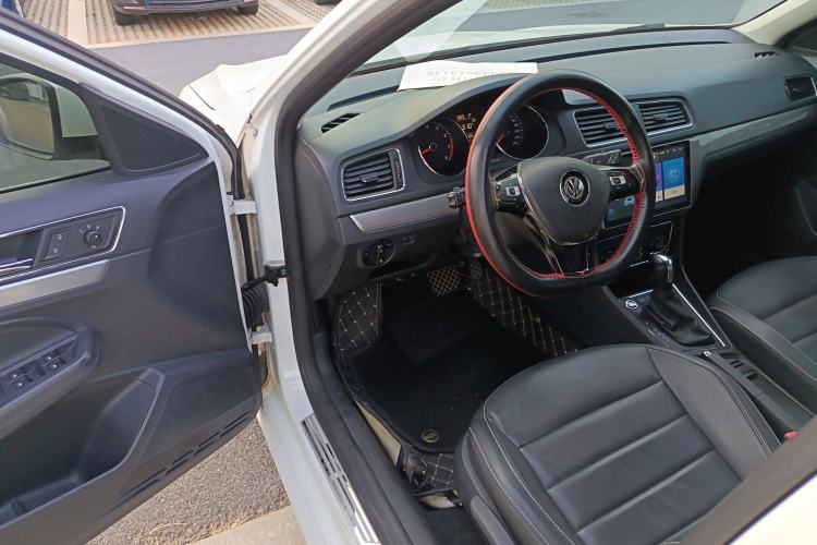 Used Volkswagen Gran Lavida 2017 180TSI DSG Comfort Edition Driver Seat