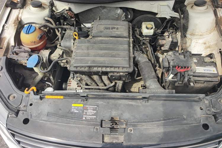 Used Volkswagen Gran Lavida 2017 1.6L Automatic Comfort Edition Engine Bay