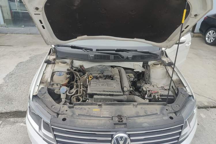 Used Volkswagen Gran Lavida 2017 180TSI DSG Comfort Edition Engine Bay