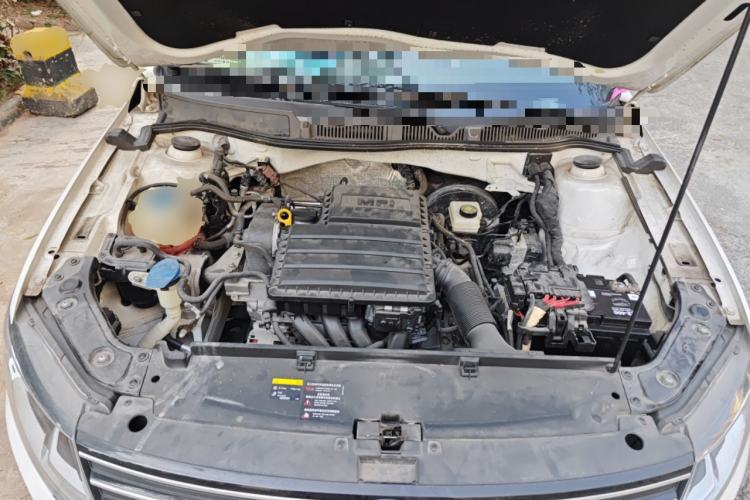 Used Volkswagen Gran Lavida 2017 1.6L Automatic Fashion Edition Engine Bay