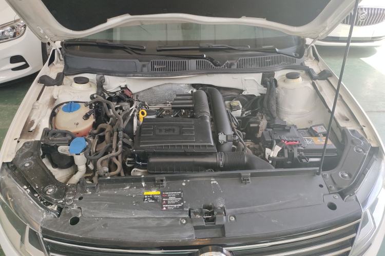 Used Volkswagen Gran Lavida 2017 180TSI DSG Comfort Edition Engine Bay