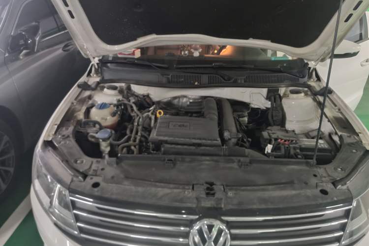 Used Volkswagen Gran Lavida 2017 180TSI DSG Comfort Edition Engine Bay
