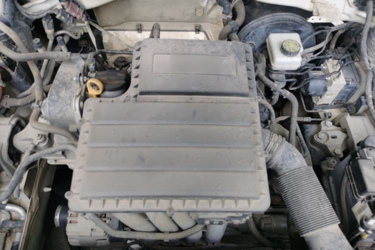 Used Volkswagen Gran Lavida 2017 1.6L Manual Fashion Edition Engine Bay