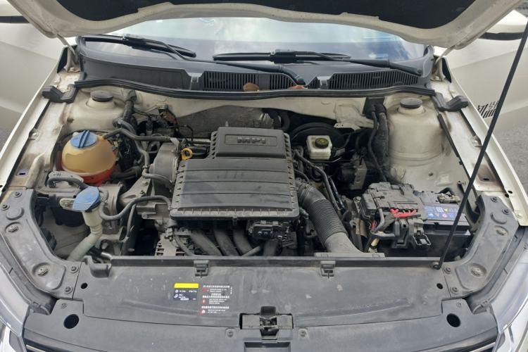 Used Volkswagen Gran Lavida 2017 1.6L Automatic Comfort Edition Engine Bay