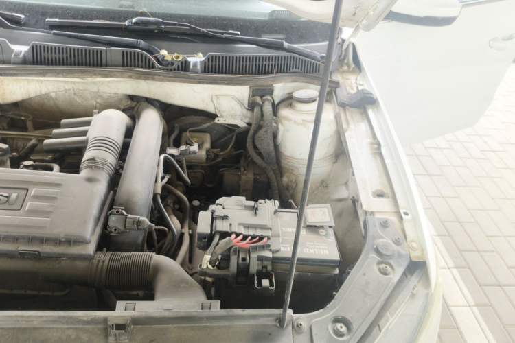 Used Volkswagen Gran Lavida 2017 180TSI DSG Comfort Edition Engine Bay Left