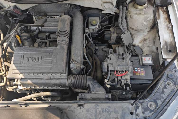 Used Volkswagen Gran Lavida 2017 180TSI DSG Comfort Edition Engine Bay Left