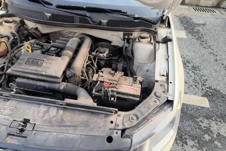 Used Volkswagen Gran Lavida 2017 230TSI DSG Comfort Edition Engine Bay Left