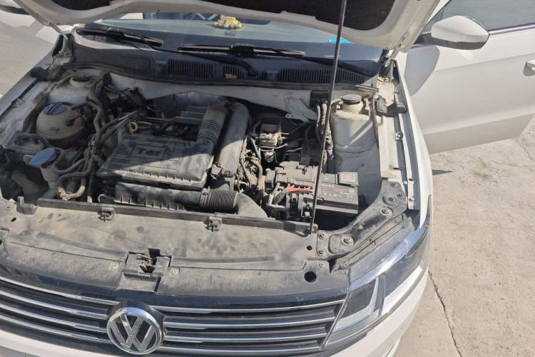 Used Volkswagen Gran Lavida 2017 230TSI DSG Comfort Edition Engine Bay Left