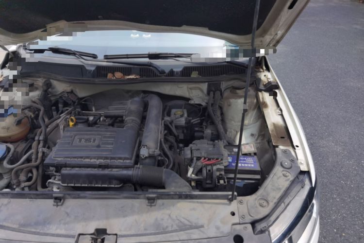 Used Volkswagen Gran Lavida 2017 180TSI DSG Comfort Edition Engine Bay Left