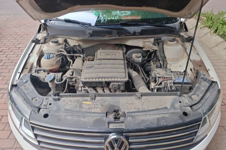 Used Volkswagen Gran Lavida 2017 1.6L Automatic Comfort Edition Engine Bay